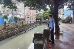 雨水管流出白水！東莞市萬江查處一清洗廢水外排企業(yè)